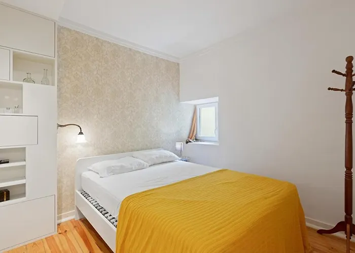 Stunning 1 Bedroom Near Alfama * Lisboa