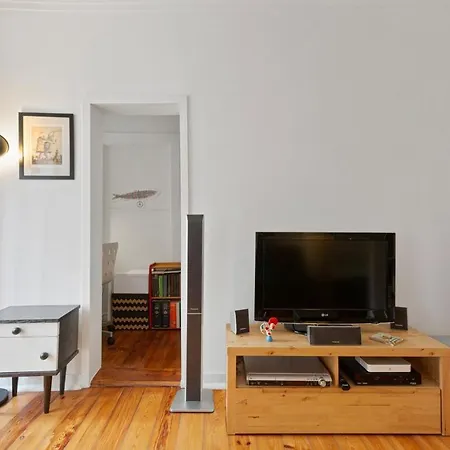 Apartment Stunning 1 Bedroom Near Alfama