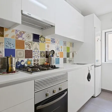 Stunning 1 Bedroom Near Alfama Lissabon